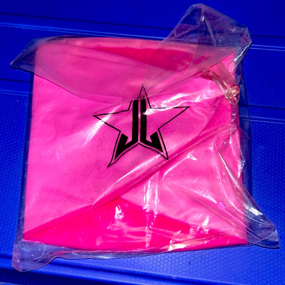 Jeffree star pink beach ball